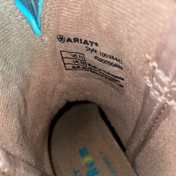 Girl’s Ariat Cowboy Boots - Picture 6 of 6